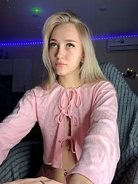 Good  Girl  online show from 23, 10, 2025