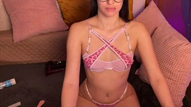 amanda strong online show from 11, 5, 2026