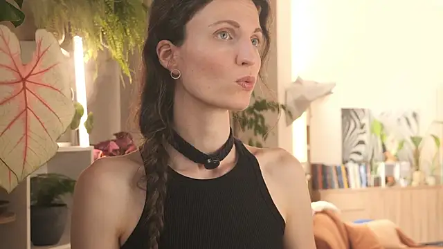 yulladao online show from 21, 5, 2026