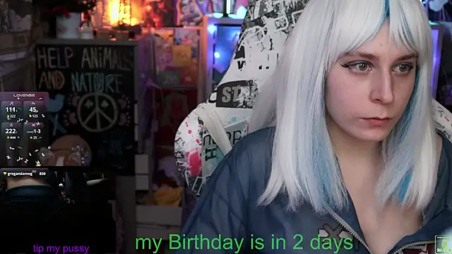 ShiroiFubuki online show from 18, 2, 2025