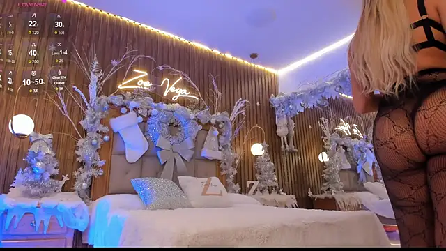 Snapshot of Zoevegass chatting on 26, 11, 2025 Zoevegass online show from 26, 11, 2025