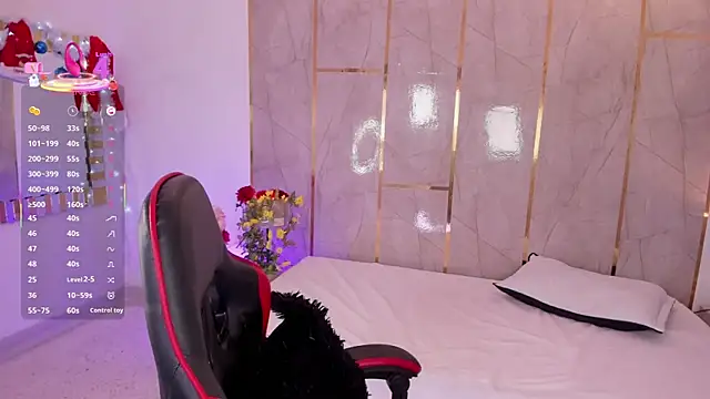 Jiggly   online show from 19, 12, 2025