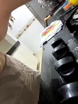 Snapshot of lupyta20 chatting on 18, 9, 2025 lupyta20 online show from 18, 9, 2025