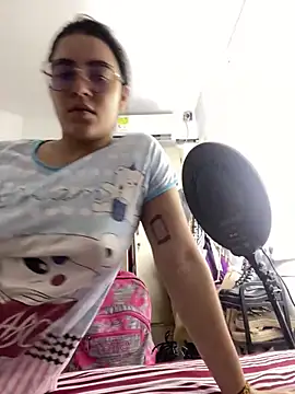 Lia flowers online show from 18, 12, 2024