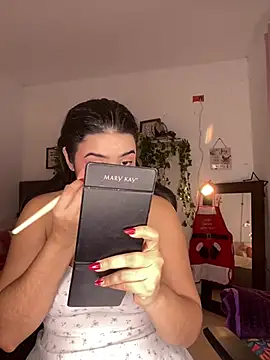Lia flowers online show from 21, 12, 2024