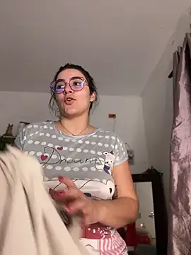 Lia flowers online show from 30, 12, 2024