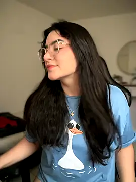 Snapshot of Lia_flowers chatting on 26, 10, 2025 Lia flowers online show from 26, 10, 2025