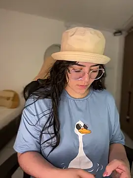 Snapshot of Lia_flowers chatting on 2, 2, 2026 Lia flowers online show from 2, 2, 2026