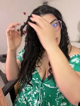 Snapshot of Lia_flowers chatting on 13, 2, 2026 Lia flowers online show from 13, 2, 2026