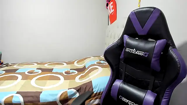 LuisaReyes 2911 online show from 28, 2, 2026