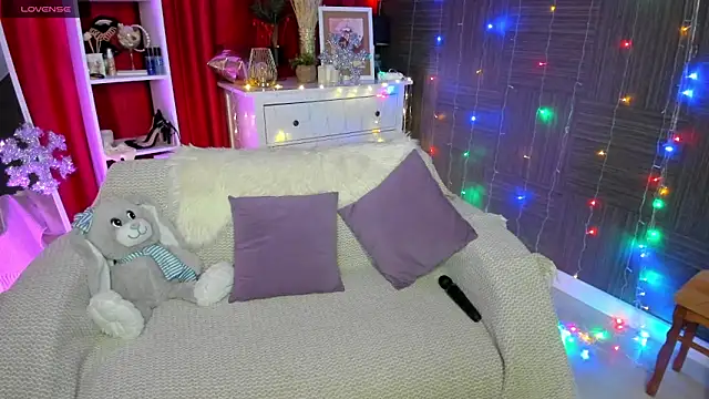 Snapshot of Queen_baby chatting on 31, 12, 2024 Queen baby online show from 31, 12, 2024