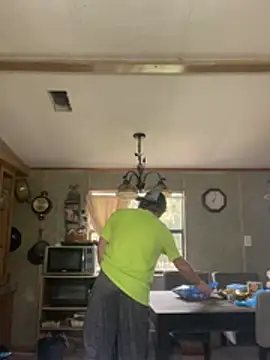 hottestcouplevaa online show from 27, 2, 2026