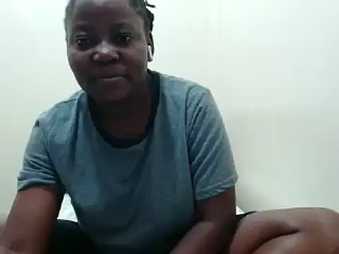 Snapshot of traper_1 chatting on 5, 3, 2025 traper 1 online show from 5, 3, 2025
