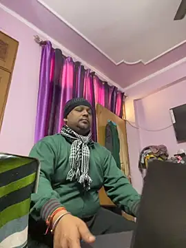 Dick 6inches online show from 22, 11, 2025