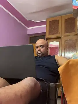 Dick 6inches online show from 8, 6, 2026