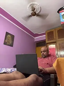 Dick 6inches online show from 18, 6, 2026