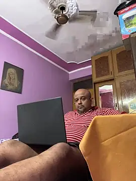 Dick 6inches online show from 20, 6, 2026