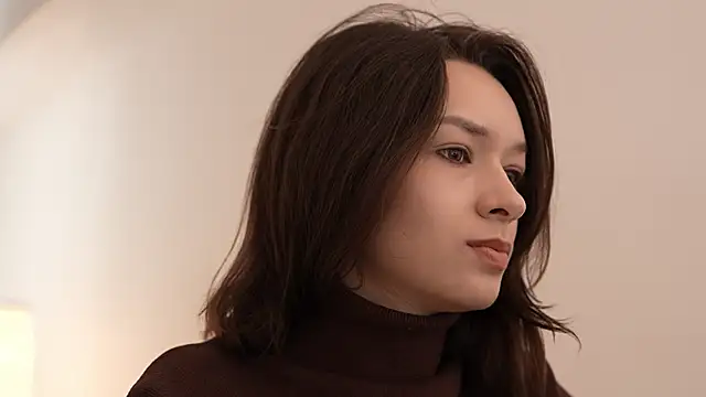 Snapshot of VivianLy_ chatting on 21, 2, 2025 VivianLy online show from 21, 2, 2025