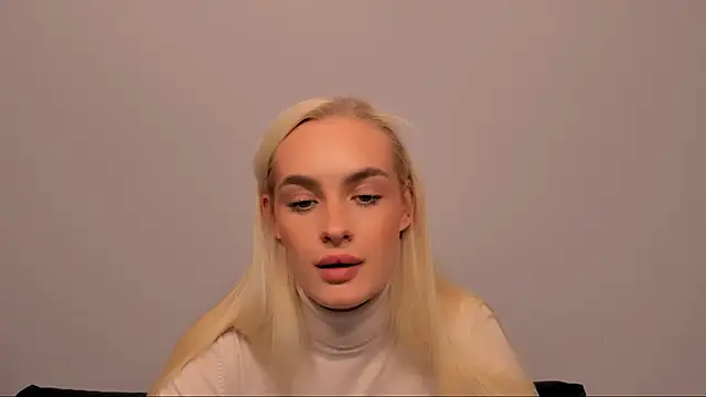 Snapshot of OliviaKisss chatting on 20, 2, 2026 OliviaKisss online show from 20, 2, 2026