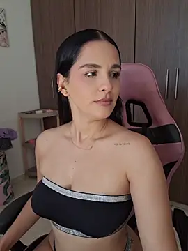 Snapshot of heyshaa chatting on 14, 3, 2026 heyshaa online show from 14, 3, 2026