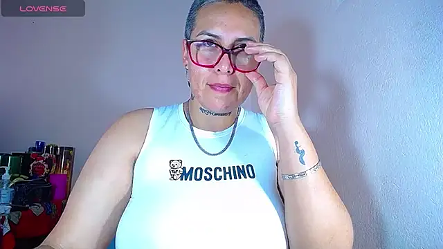 Snapshot of Yessi_rousse chatting on 26, 12, 2024 Yessi rousse online show from 26, 12, 2024