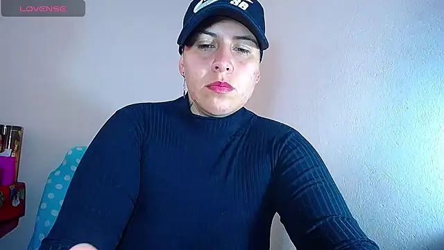Snapshot of Yessi_rousse chatting on 28, 12, 2024 Yessi rousse online show from 28, 12, 2024