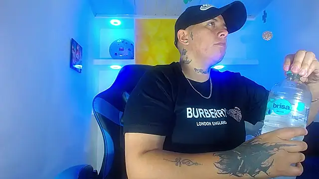 Snapshot of Yessi_rousse chatting on 21, 3, 2025 Yessi rousse online show from 21, 3, 2025