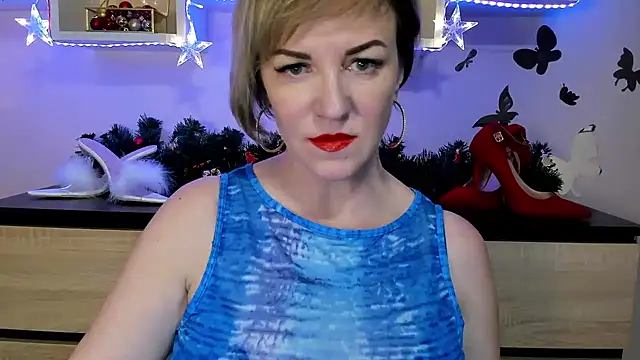 feliziaDesire online show from 2, 1, 2025