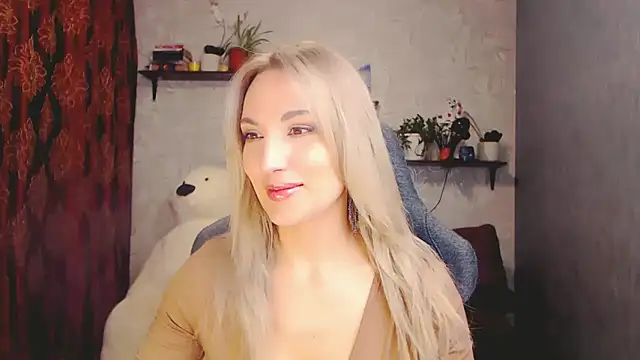 Snapshot of MillaXQueen chatting on 14, 3, 2025 MillaXQueen online show from 14, 3, 2025