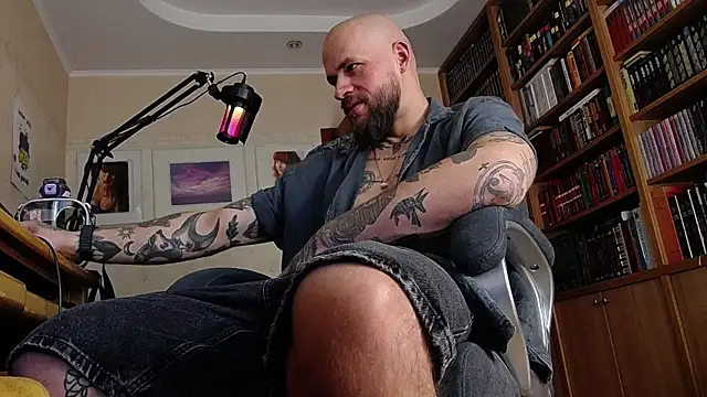 Snapshot of FindomJason chatting on 24, 6, 2026 FindomJason online show from 24, 6, 2026