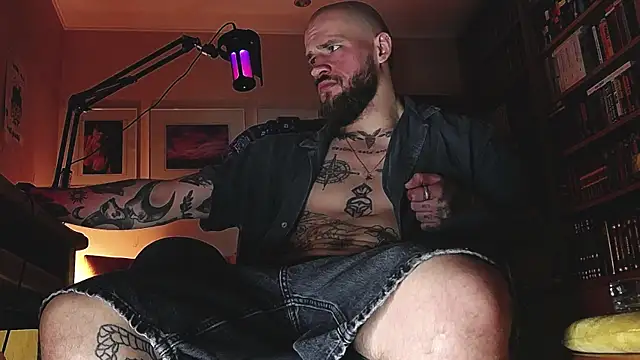 Snapshot of FindomJason chatting on 24, 7, 2026 FindomJason online show from 24, 7, 2026