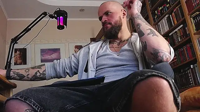 Snapshot of FindomJason chatting on 29, 7, 2026 FindomJason online show from 29, 7, 2026