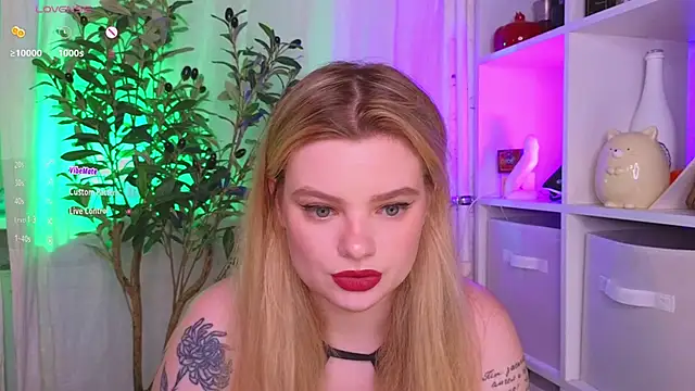 Snapshot of Hottie_Jane chatting on 21, 3, 2025 Hottie Jane online show from 21, 3, 2025