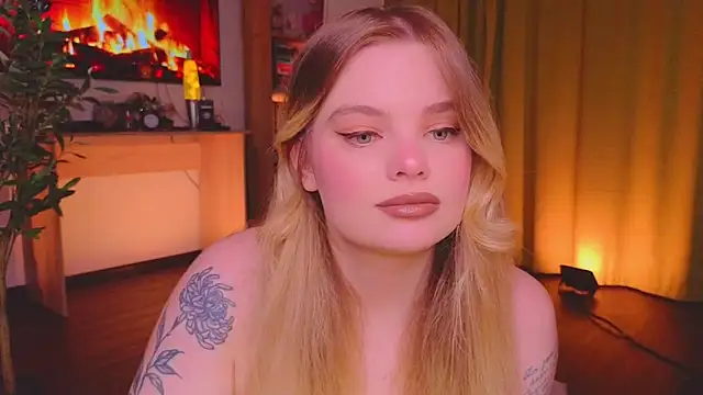 Snapshot of Hottie_Jane chatting on 14, 11, 2025 Hottie Jane online show from 14, 11, 2025