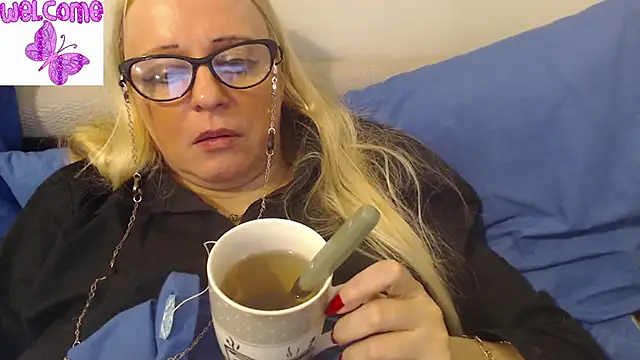 martachatte online show from 15, 3, 2025