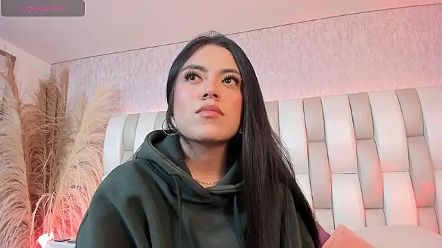 Snapshot of Rebeca_jones chatting on 14, 1, 2026 Rebeca jones online show from 14, 1, 2026