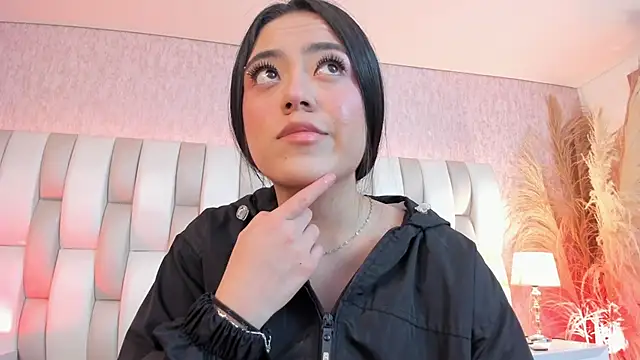 Snapshot of Rebeca_jones chatting on 7, 2, 2026 Rebeca jones online show from 7, 2, 2026