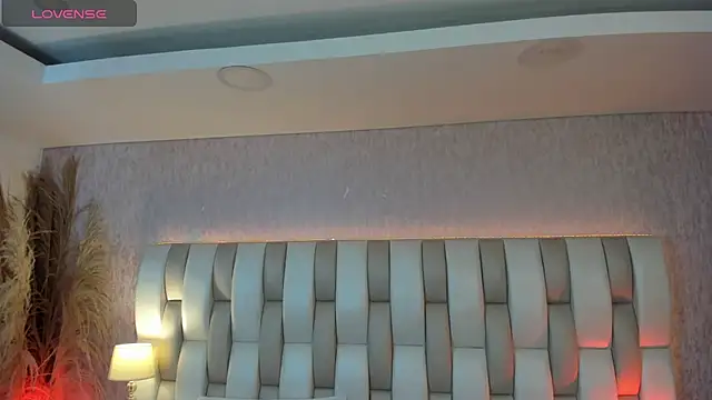 Snapshot of Rebeca_jones chatting on 19, 2, 2026 Rebeca jones online show from 19, 2, 2026