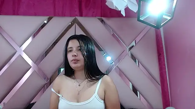 nathaly low1 online show from 12, 12, 2024