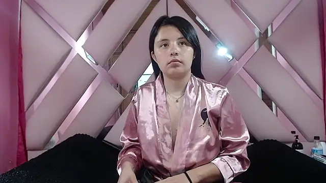 nathaly low1 online show from 18, 12, 2024