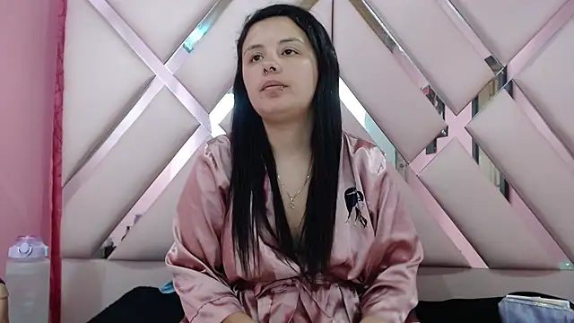 nathaly low1 online show from 25, 9, 2025