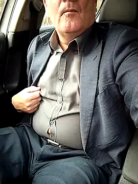 Snapshot of stiffandlubed@xh chatting on 1, 10, 2025 stiffandlubedxh online show from 1, 10, 2025