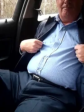 Snapshot of stiffandlubed@xh chatting on 19, 10, 2025 stiffandlubedxh online show from 19, 10, 2025