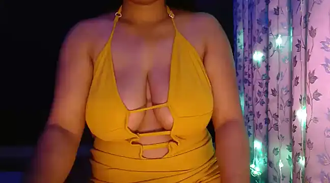 Snapshot of janifer001 chatting on 15, 1, 2025 janifer001 online show from 15, 1, 2025