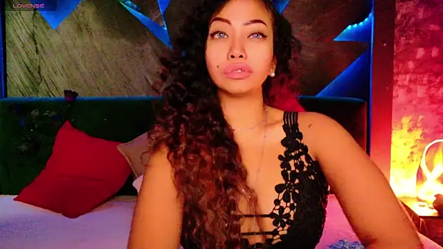 ElyaQuinn online show from 25, 11, 2025