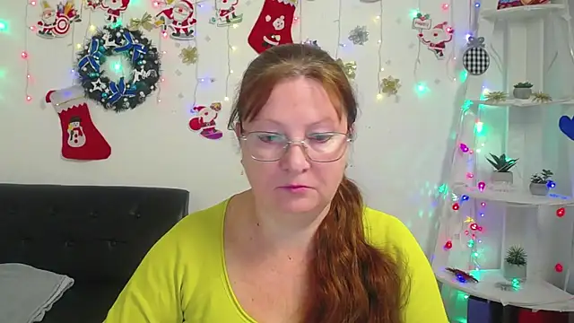 VanessaHotts online show from 7, 1, 2025