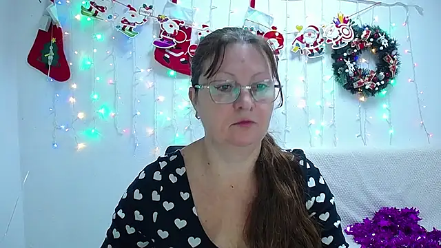 VanessaHotts online show from 11, 1, 2025