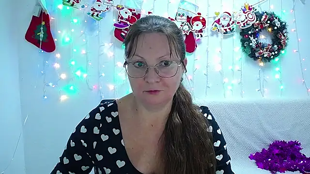 VanessaHotts online show from 11, 1, 2025