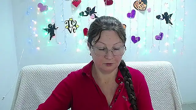 VanessaHotts online show from 21, 2, 2025