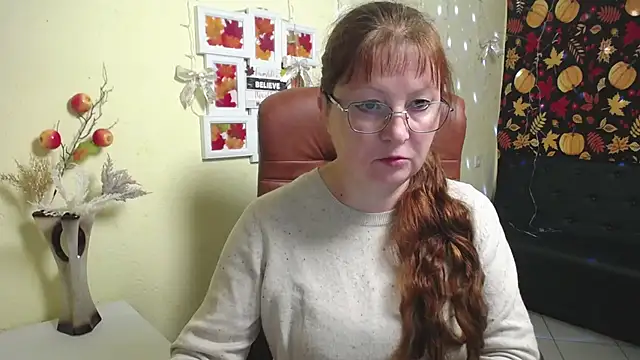 VanessaHotts online show from 24, 11, 2025